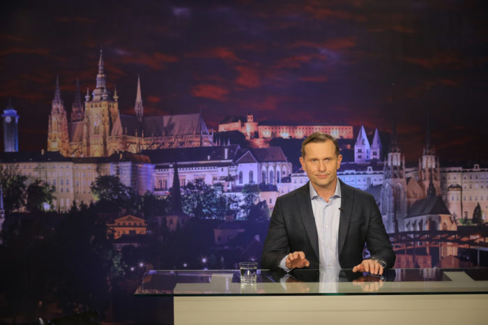 Jaromír Soukup si znovu posvítí na Českou televizi. Zřejmě se máme na co těšit