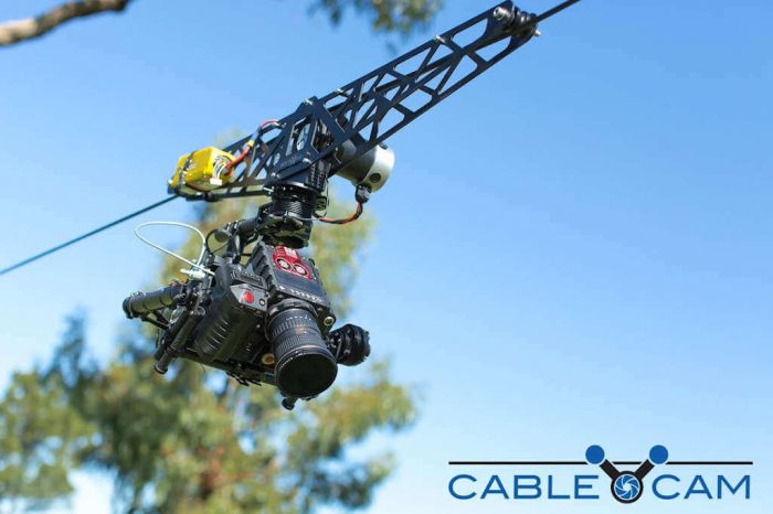 Nedělní fotbalové derby mezi Slavii a Spartou bude snímat speciální kamerový systém Cable CAM