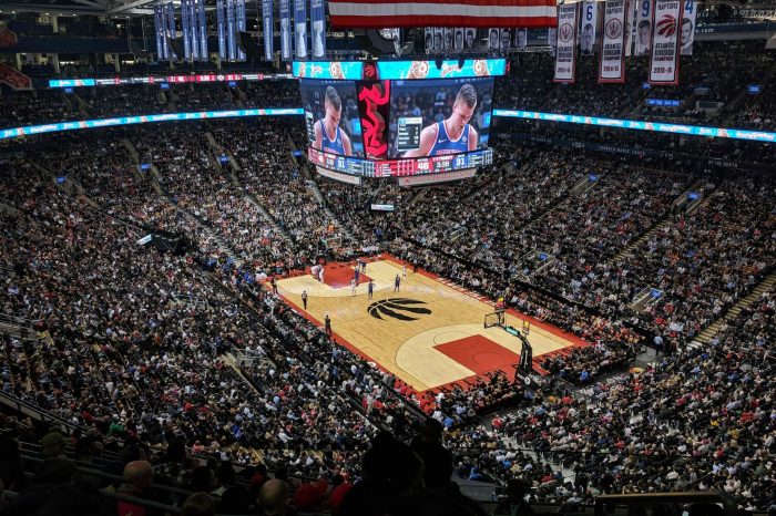 NBA díky novému kontraktu každý rok získá miliardy dolarů od televizních společností